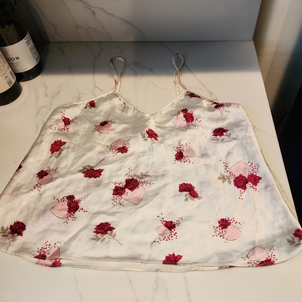 Floral Satin Camisole Set in Cream and Red Roses & Pink Hearts